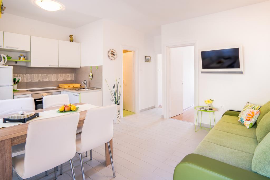Apartments Iva Krk Town Luaran gambar
