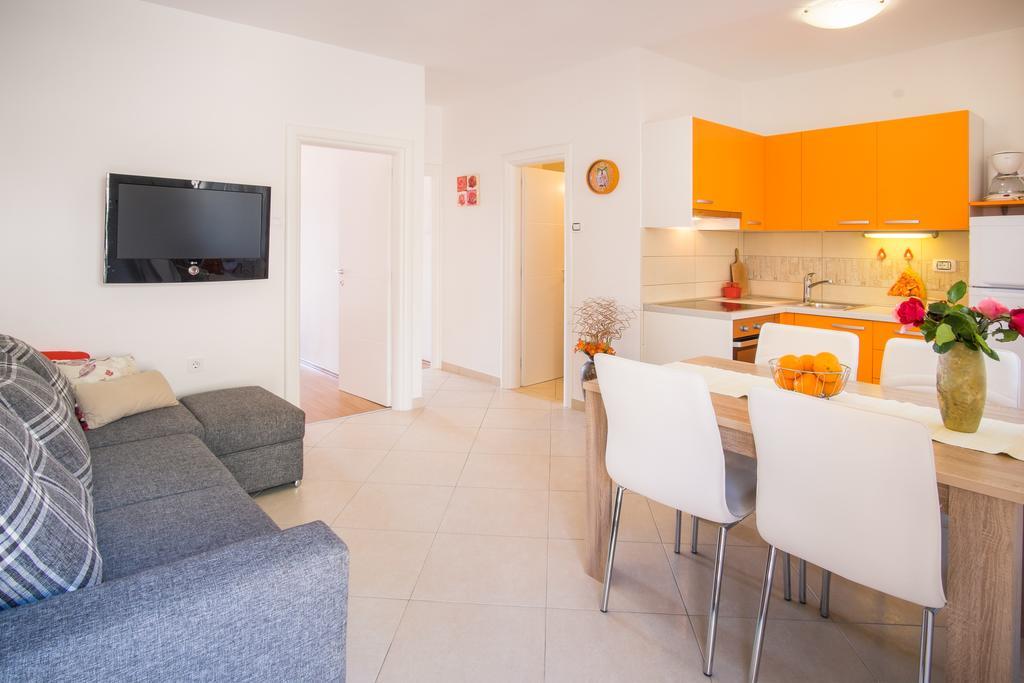 Apartments Iva Krk Town Luaran gambar